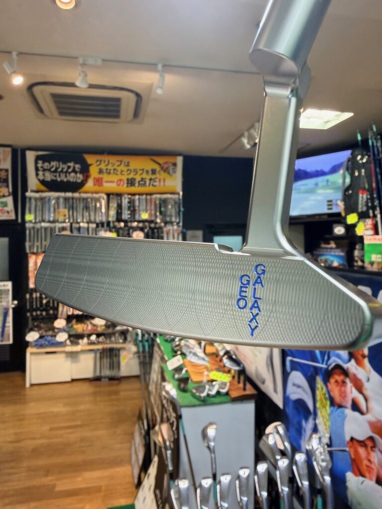 意のままに扱いやすい軽ヘッドパター　ジオギャラクシー