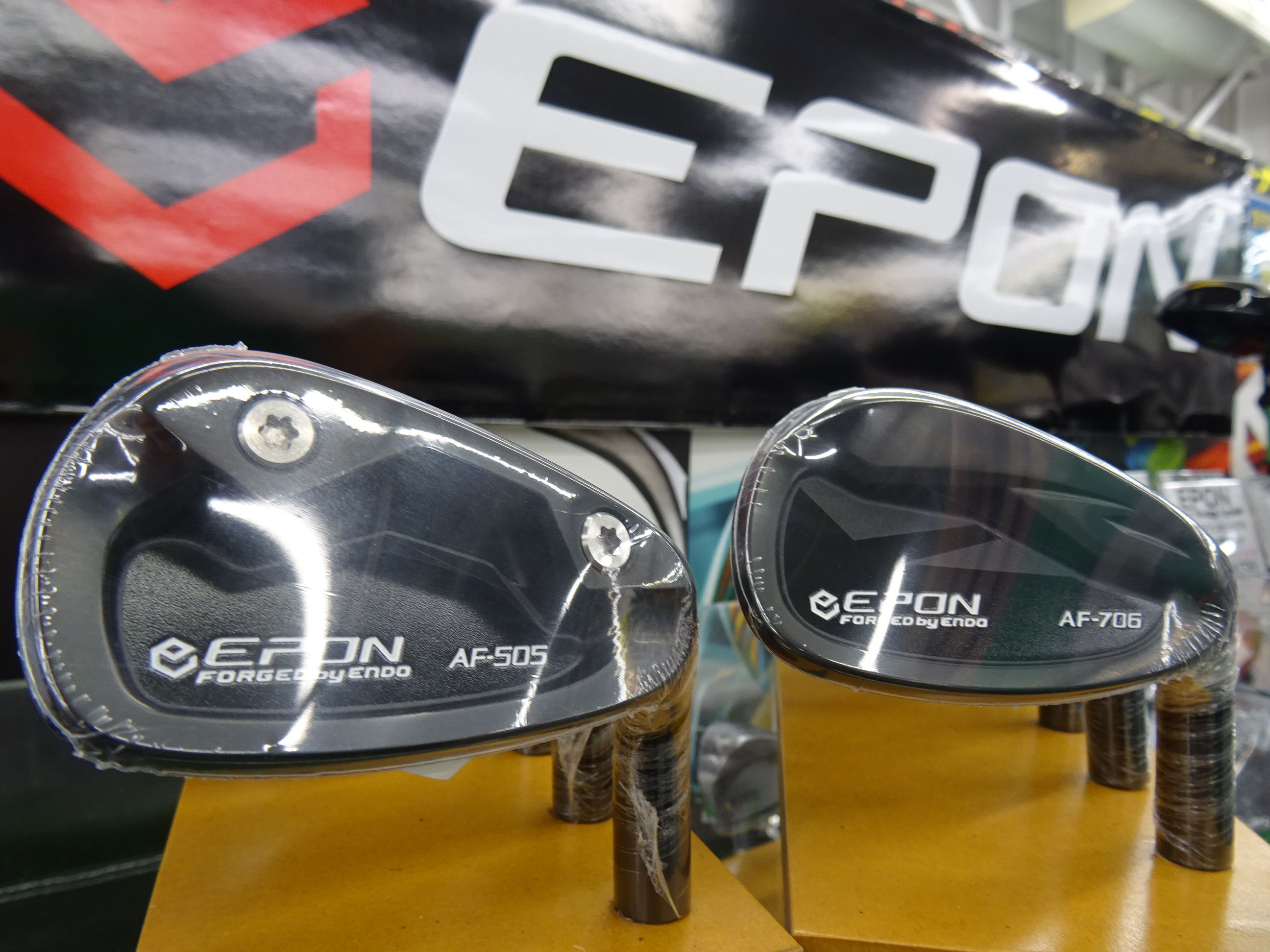 ☆EPON AF-505・AF-706限定ブラックアイアン入荷☆ - 第一ゴルフ 箕面北摂店のブログ